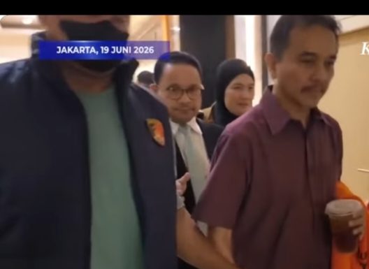 BREAKING NEWS Roy Suryo dan Dokter tifa ditangkap polda metro jaya terkait ijazah joko widodo.