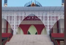 Warga RW 01 JATIJAJAR DESAK WALIKOTA DEPOK Evaluasi SK DKM,Masjid DHYUFURRAHMAN.