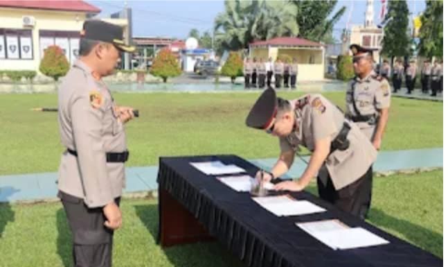 Sertijab Sejumlah PJU dan Kapolsek ,Kapolres Pasaman Tekankan Profesionalisme dan Pelayanan kepada Masyarakat.