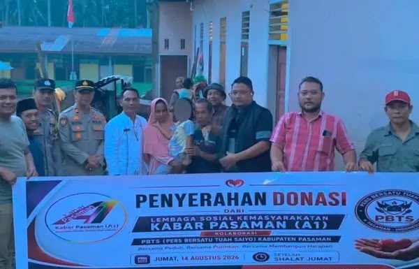 Dari banyak Tangan Terkumpulah Rp 11,05 juta Kabar Pasaman( A1) salurkan Donasi untuk anak korban Dugaan kekerasan.