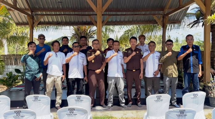 Kontrol Sosial dan Transparansi Hukum jadi bahasan SMSI KSB Bersama KEJARI SUMBAWA BARAT.