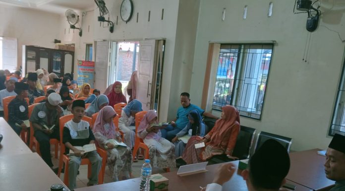 Pj.Wali nagari Syafria R,S,PD berikan dukungan penuh atas keselengaraan acara TPQ dan TPSQ ini.