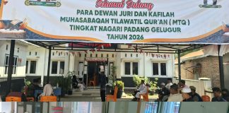 Syafrial R,S.Pd .Pj Wali Nagari Padang gelugur Gelar MTQ Tingkat Nagari.